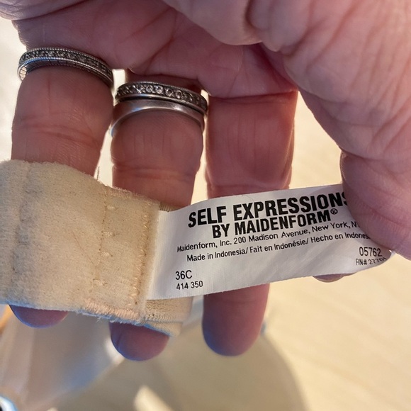 Self Expressions by Maidenform Strapless Bra in Beige 36 C (LW) - Picture 9 of 9